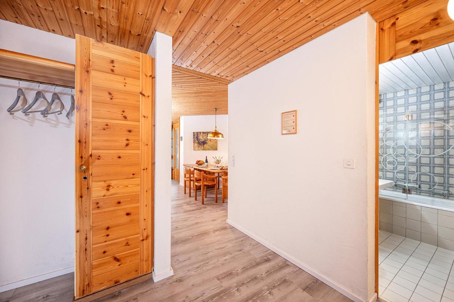 Schweizerhof Ferienwohnungen Lenzerheide 1 Szoba fotó