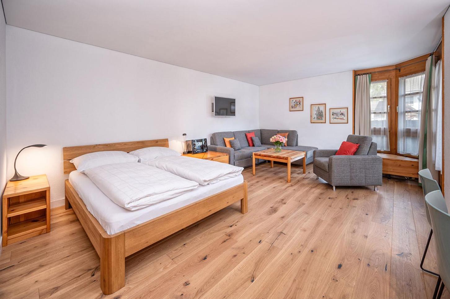 Schweizerhof Ferienwohnungen Lenzerheide 1 Szoba fotó